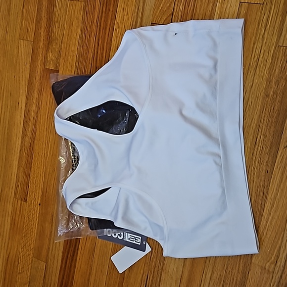 2.  32 degrees long line Comfort bras - Picture 2 of 7